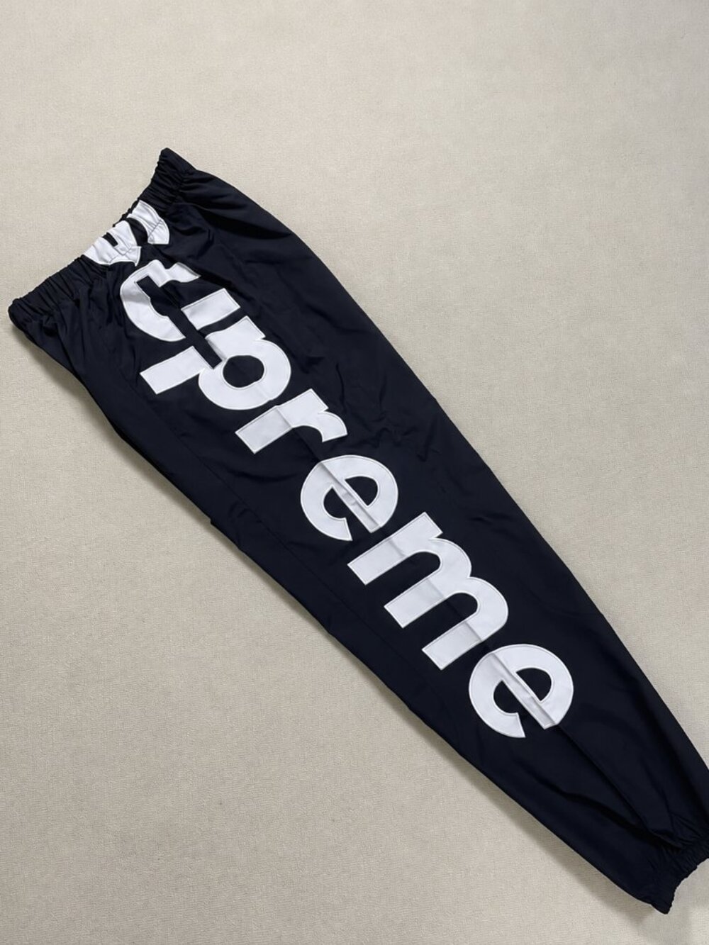 Supreme Tracksuit Set - Picture 2 of 5
